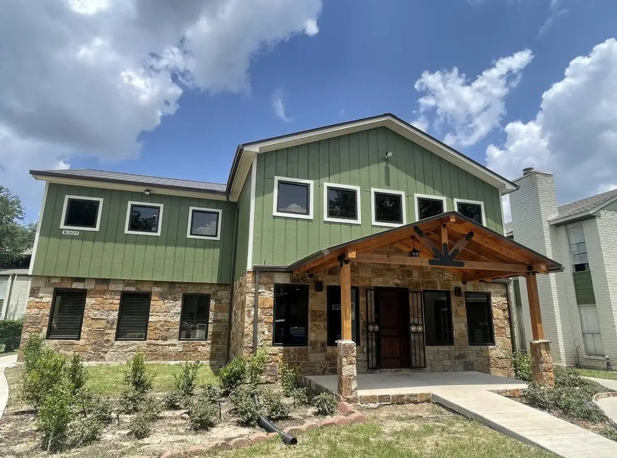 Houston multifamily apartment community managed by Gatesco Steward Partners